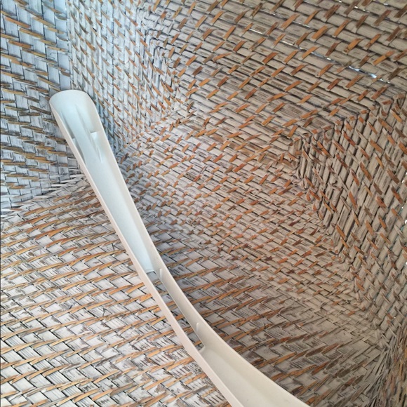 COPY - SHOULDER SHAPER HANGER COVERS. 20 SHAPER COVERS. DESIGNED TO COVER YOUR … - Picture 10 of 13